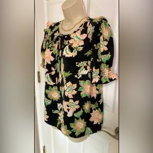 Premise M -Floral Blouse Black / Pink/